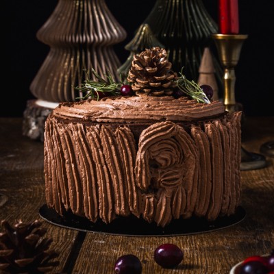 Recette du gâteau de Noël Souche Layer cake au chocolat Weiss